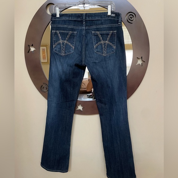Never worn Kut from the Kloth Farrah Baby Bootcut Jeans. - Picture 2 of 3